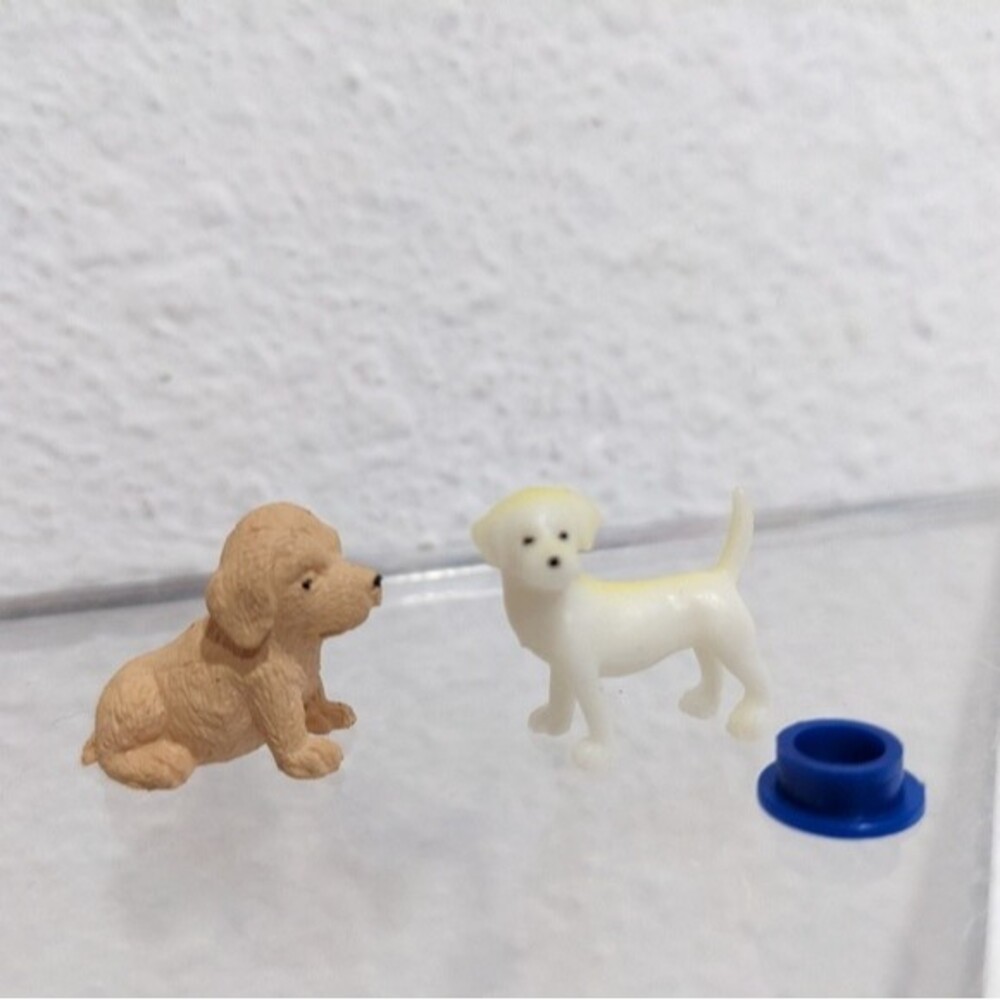 Breyer Pocket Box - Dogs - Picture 11 of 11
